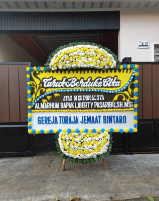 Papan Bunga Duka di Kutapanjang